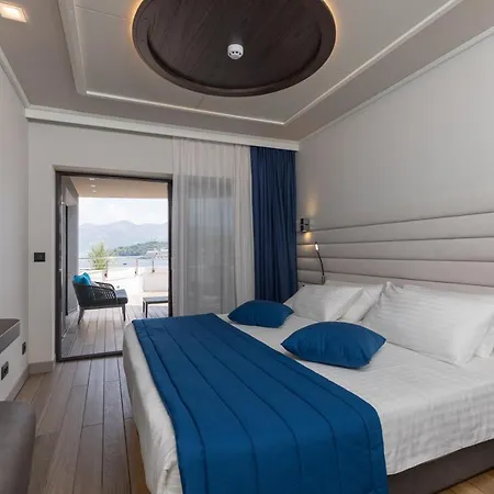 Rmh Lazure Luxury Apartment